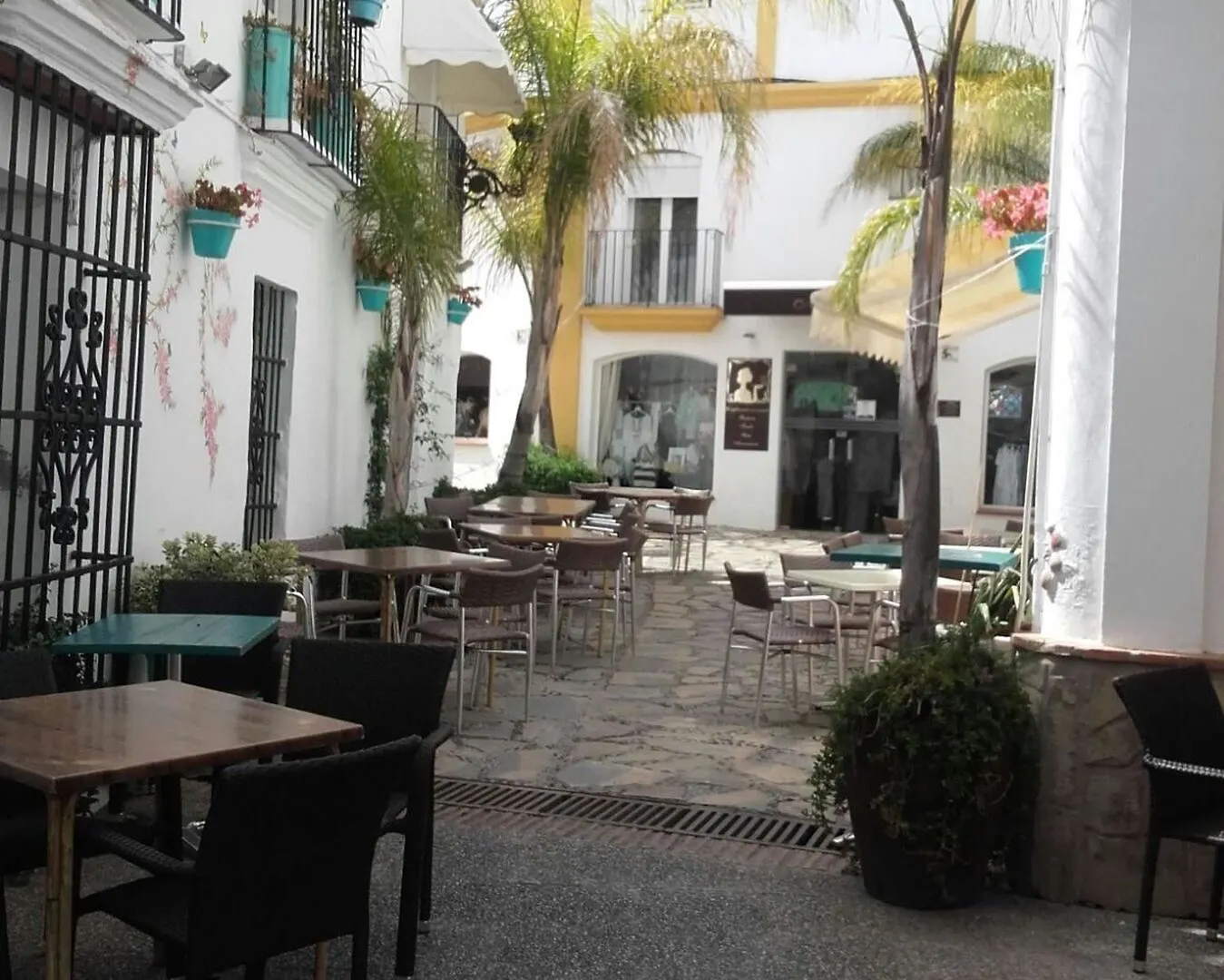 Apartment With One Bedroom In Estepona, With Wifi - 220 M From The Bea
